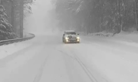 Uludağ'da dün gece yoğun kar yağışı yaşandı