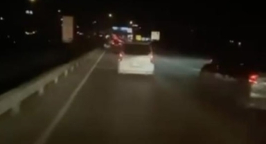 Aracına çarpan kamyoneti 3 kilometre kovaladı