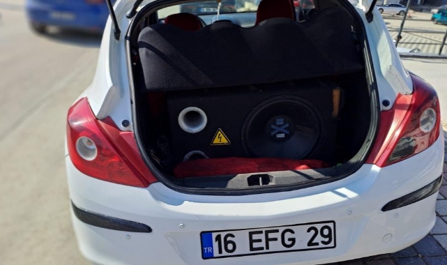 Aracında ses sistemi bulunan sürücüye ceza yağdı