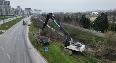 Ayafatma Deresi'nde kapsamlı temizlik çalışması