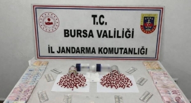 Bursa'da bin 39 adet sentetik hap ele geçirildi