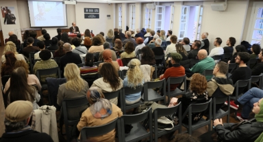 Bursa'da felsefe söyleşisine yoğun ilgi