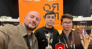 Bursa Erkek Lisesi Türkiye'nin gururu oldu