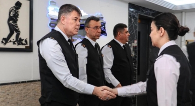 Bursa İl Jandarma Komutanı Tataroğlu personelle bayramlaştı