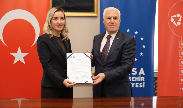 Büyükşehir'den 'Sanayide Kadın Eli Projesi'ne destek