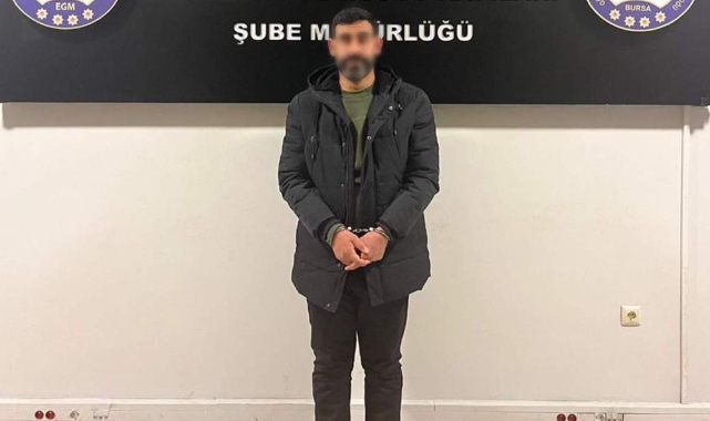 Göçmenleri dolandıran sahte avukat tutuklandı