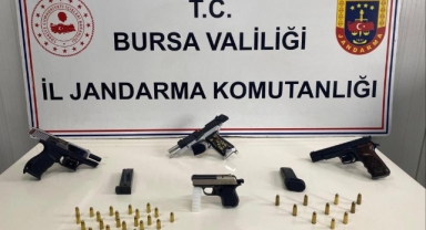 İnegöl'de jandarmadan ruhsatsız silah operasyonu