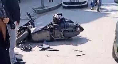 İnegöl'de kontrolsüz dönüş kazaya neden oldu: 1 yaralı