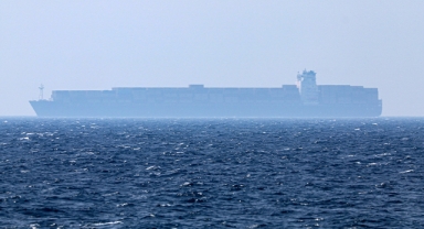 İran'dan ABD ve İsrail'e Hürmüz resti!