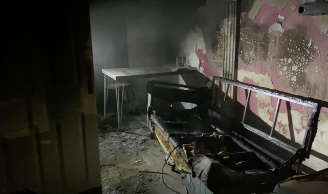 Sigarayla uykuya dalan kişi az kalsın faciaya neden oluyordu