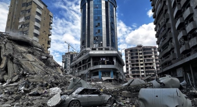 Suudi Arabistan ve BAE, İran'a karşı savaşa girmeye doğru ilerliyor