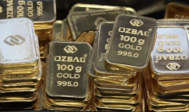 Talebe yetişmek için gece gündüz altın üretiyorlar