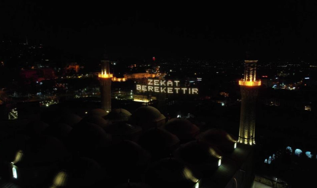 Ulucami'nin yeni mahyası Uludağ'dan görülüyor