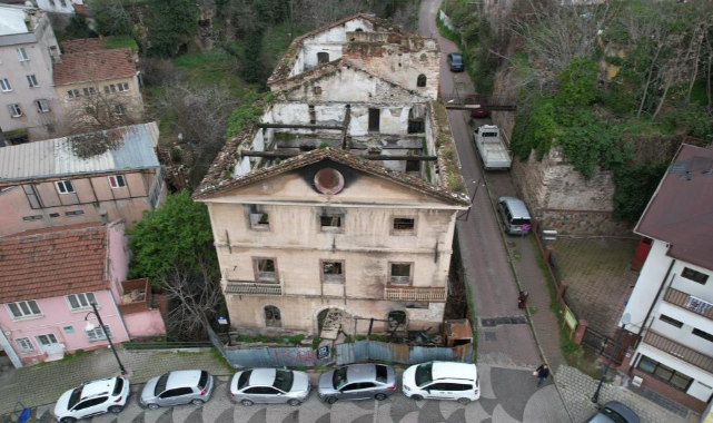 Yangının boyutu gün ağarınca dronla görüntülendi