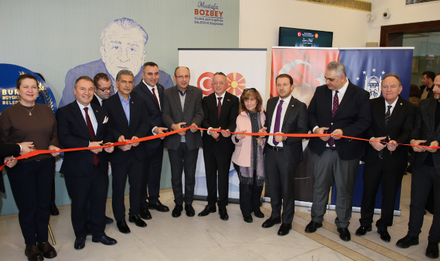 ‘Zer-i Nab’ tezhip sergisi Bursa’da ziyarete açıldı