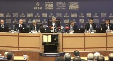 Bakan Bolat Bursa'da iş adamlarıyla bir araya geldi