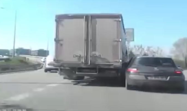 Bursa'da aynı noktada peş peşe kazalar