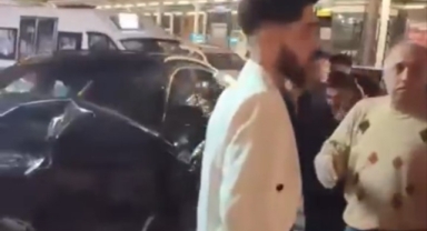 Bursa'da zincirleme kaza: 3 araç hurdaya döndü