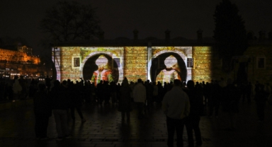 Bursa’nın 700 yıllık destanı ışık gösterisiyle anlatıldı