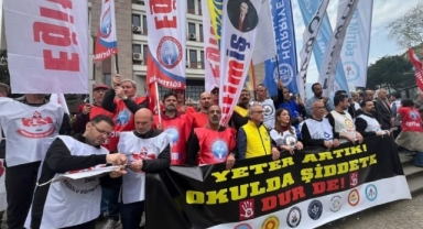 Eğitim-İş’ten İl Milli Eğitim önünde sert mesaj!