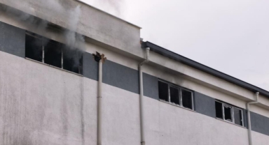 İnegöl'de mobilya fabrikasında korkutan yangın