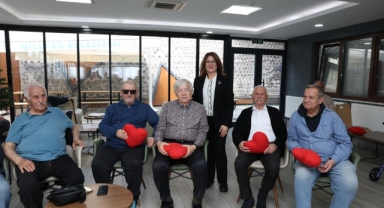 Nilüferli kadınlardan huzurevi sakinlerine gönül köprüsü