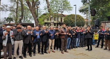 Okul saldırısında hayatını kaybedenler için Bursa'da gıyabi cenaze namazı