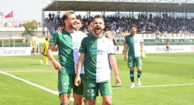 Şampiyon Bursaspor finalde Aliağa FK'yı gole boğdu
