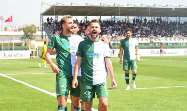 Şampiyon Bursaspor finalde Aliağa FK'yı gole boğdu