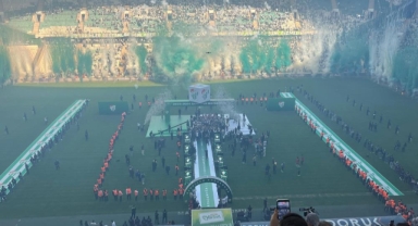 Şampiyonluk sahnesi Bursaspor'un