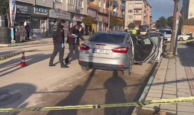 Silahlı saldırıya uğrayan şahıs kaçarak polise sığındı