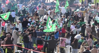 Taraftarlar şampiyonluğunu böyle karşıladı