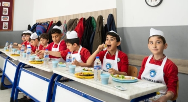 Zeytin kültürü minik şeflerle geleceğe taşınıyor