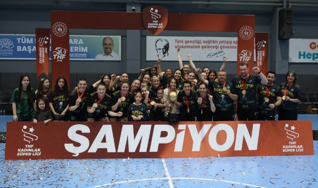 Bursa Büyükşehir Belediyespor bir kupa daha kazandı