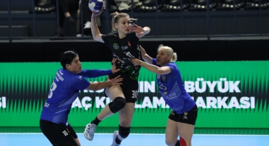 Bursa Büyükşehir Belediyespor kupada final biletini kaptı