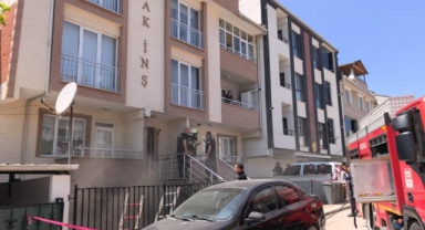 Saç kurutma makinesi evi yaktı: 2 kişi hastanelik oldu