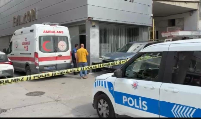 Ayakkabıcılar Çarşısı'nda kadını vurup intihar etti