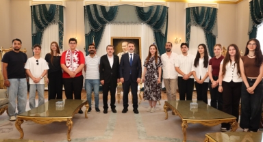 Başkan Vekili Biba şampiyon marşın bestecilerini ağırladı