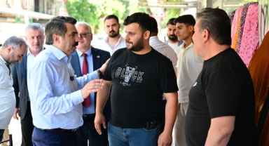 Başkan Yılmaz'dan Anadolu Mahallesinde esnaf ziyareti