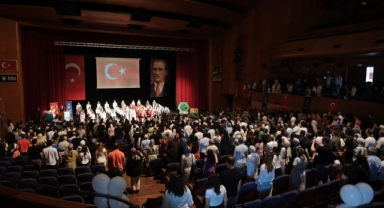 Bursa Yuvam’da yıl sonu coşkusu