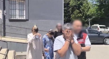 Çaldıkları çelik kasayla yakalanıp tutuklandılar