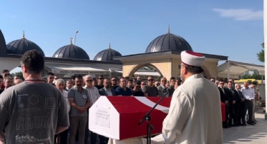 Duruşmada kalp krizi geçirmişti.. Bursa'da son yolculuğuna uğurlandı