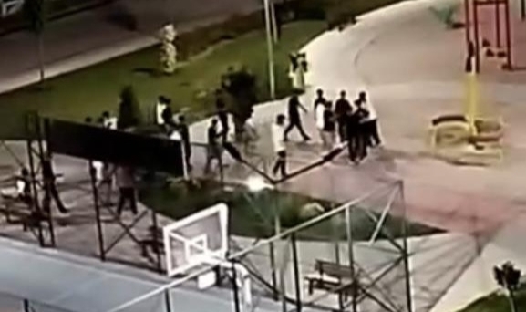 Gençlerin meydan muharebesi