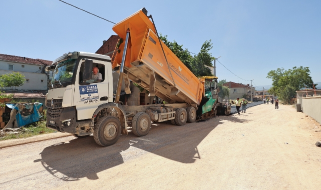İnegöl'de yollar yenileniyor