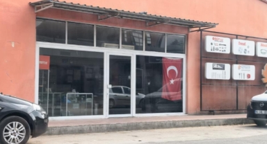 İş yerine ateş açıp kaçtılar