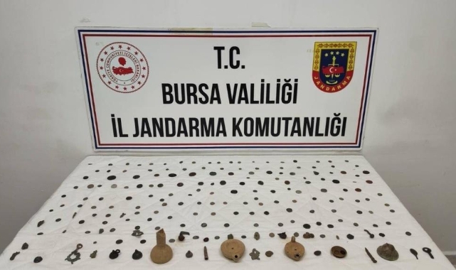 Jandarma'dan tarihi eser kaçakçılarına operasyon