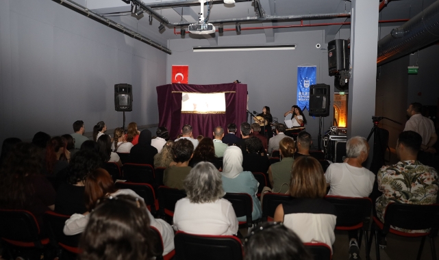 Karagöz sanatı gençlerin yorumuyla geleceğe taşındı