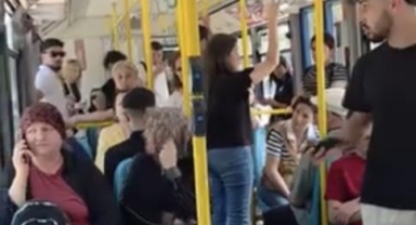Metro'da yüksek sesle konuşma tartışması