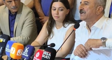 Nihat Yeşiltaş görevden alma yazısını yırttı!