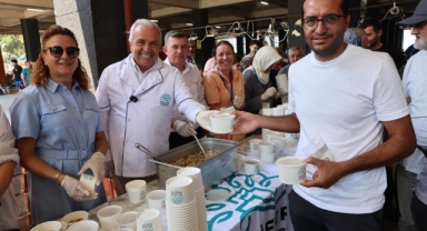 Nilüfer’de aşure geleneği sürüyor